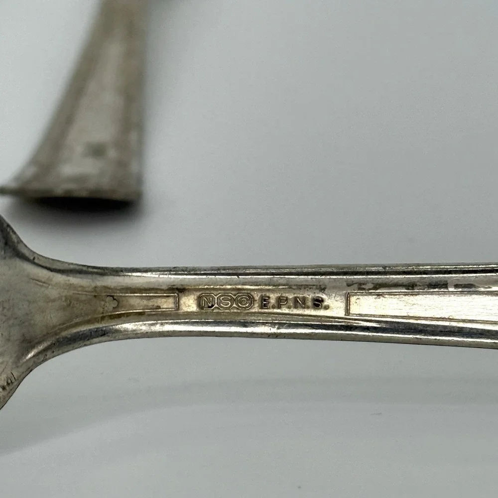 Set of 4 Vintage EPNS Silverplate Forks NS‎ Co Floral Scroll Pattern Flatware